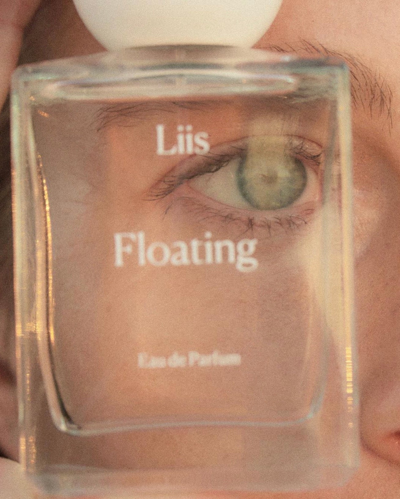 Liis Floating Unisex Perfume – AYI