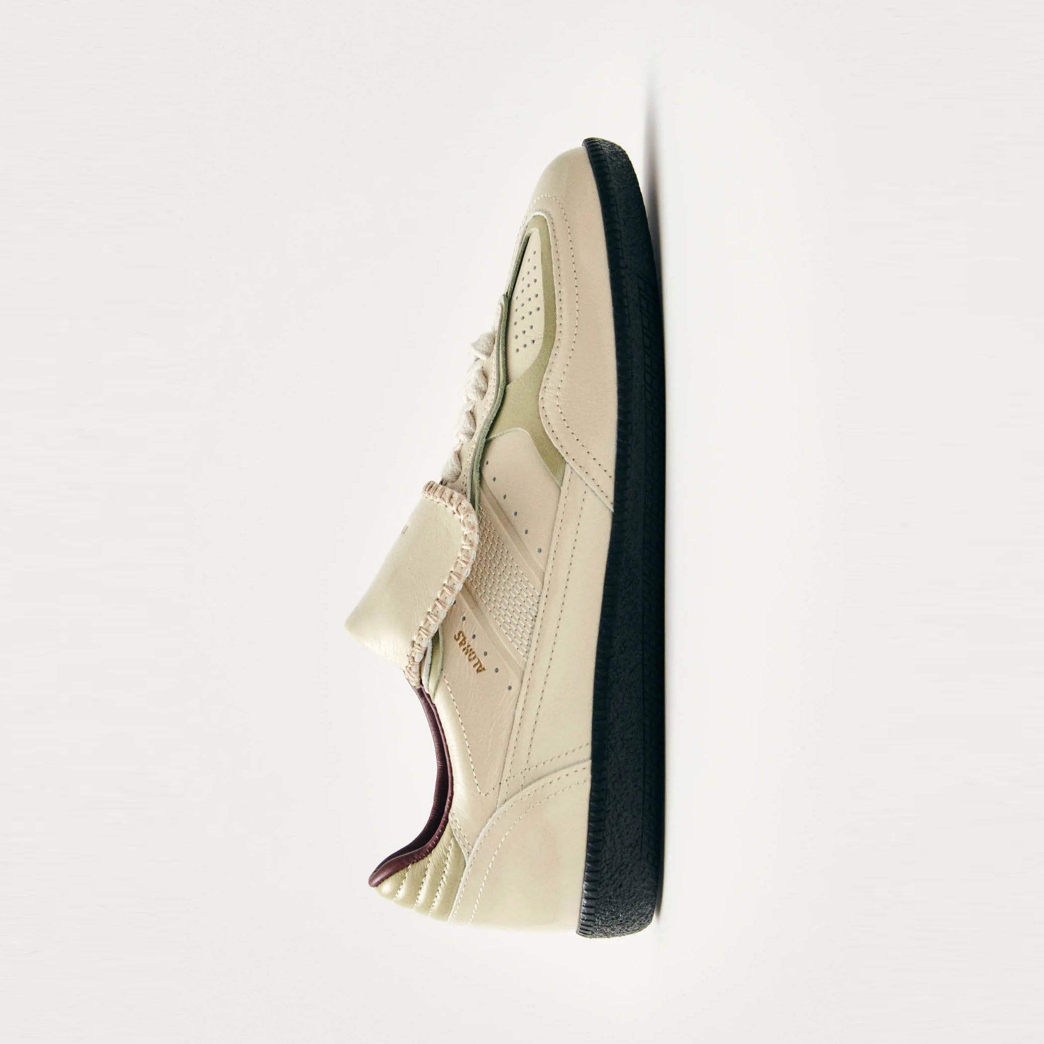 Alohas Tb.490 Club Onix Cream Leather Sneakers – AYI