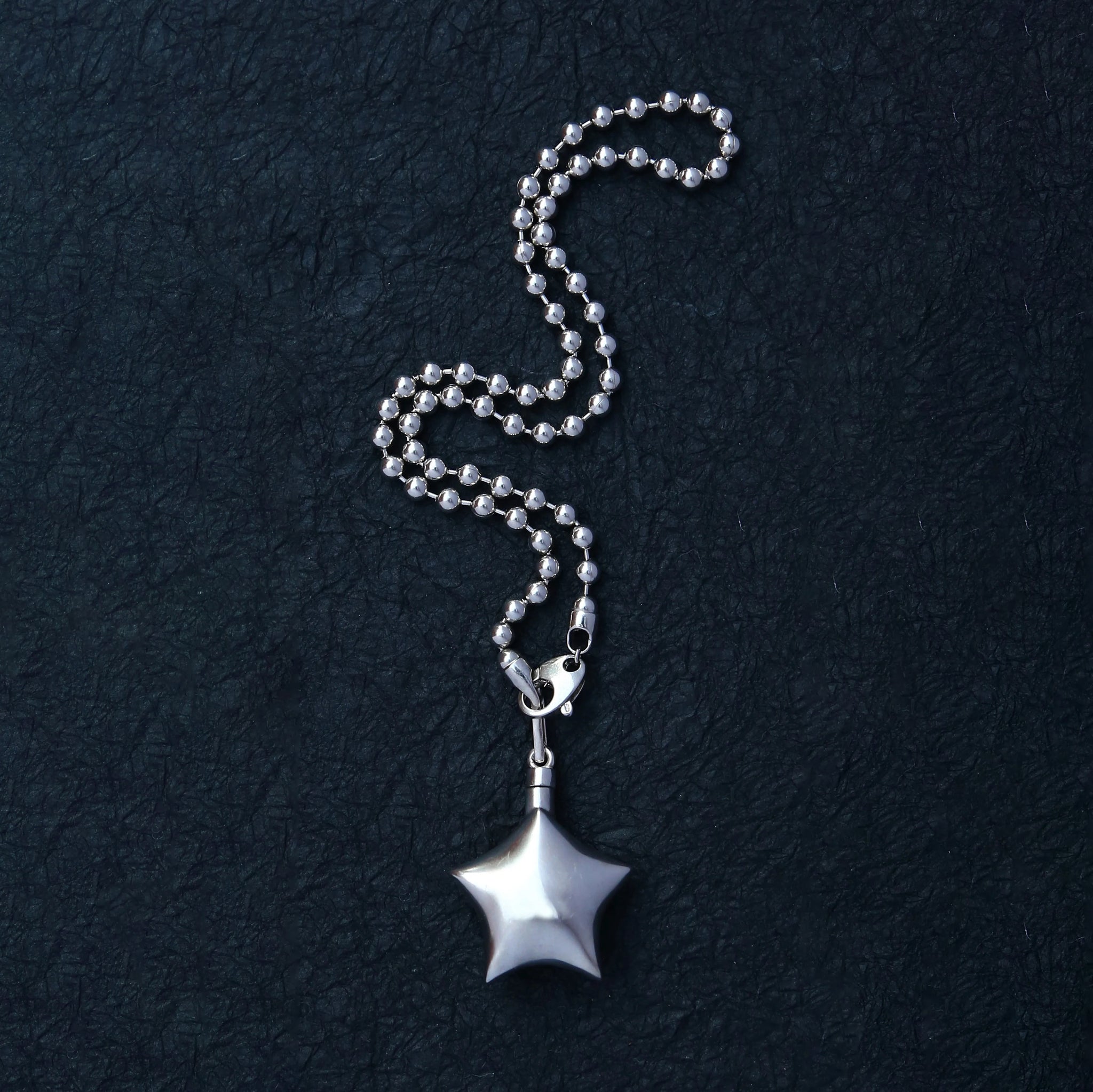 The Star Necklace II - Polished Sterling Silver